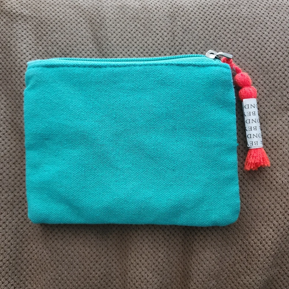 America & Beyond Vitamin Sea Beaded Zip Pouch Coin Purse